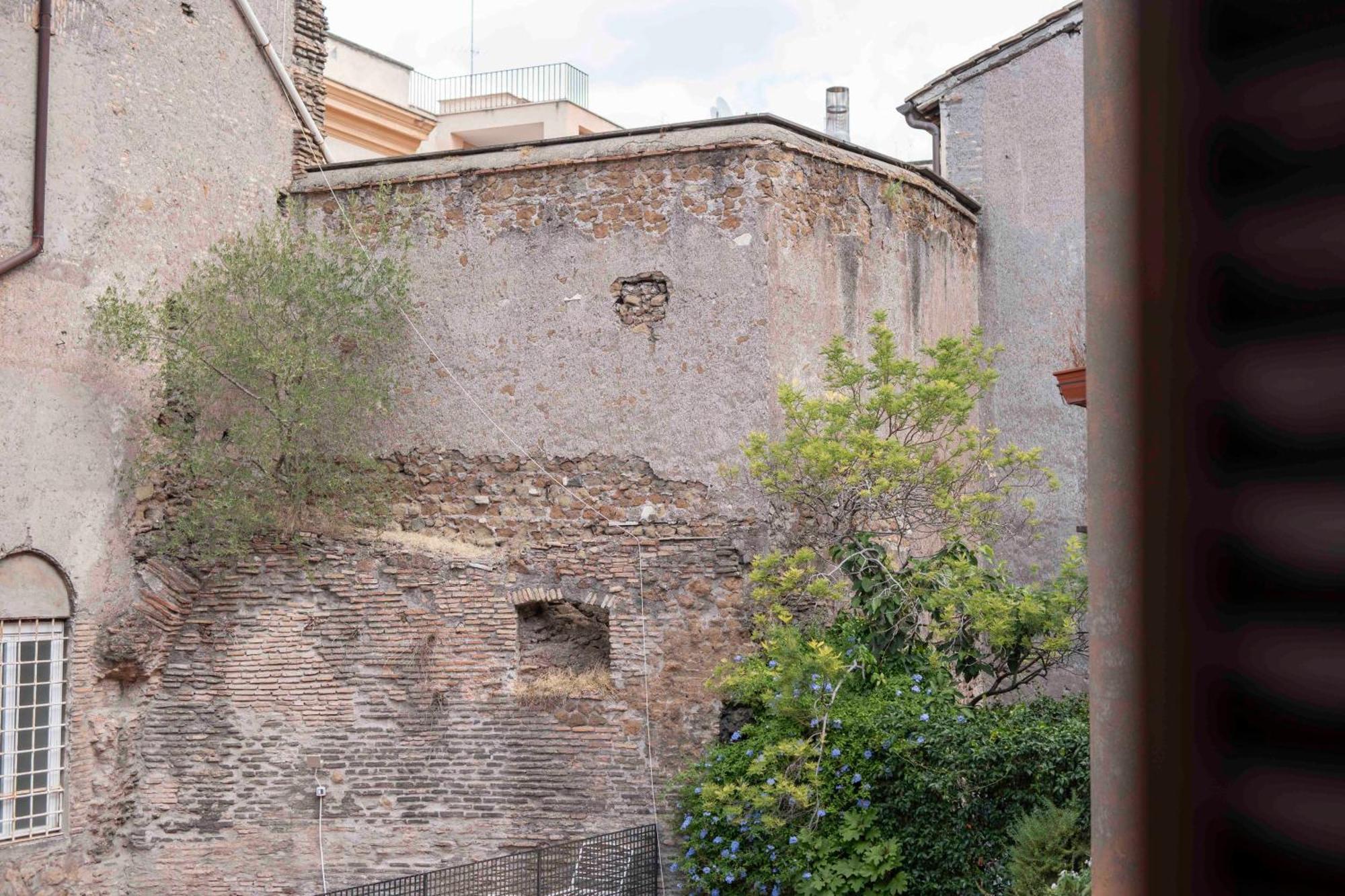 Apartment Ciambella Arch For 6 People @largo Argentina Rom